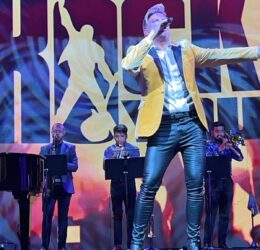 Andrew Derbyshire, Singer, Solo Show, Cruise Entertainment