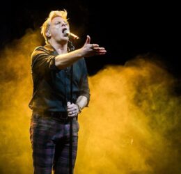 Andrew Derbyshire, Singer, Solo Show, Cruise Entertainment