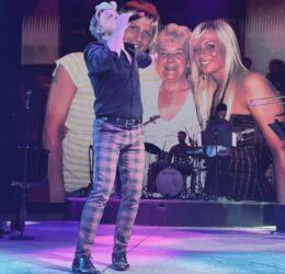 Andrew Derbyshire, Singer, Solo Show, Cruise Entertainment